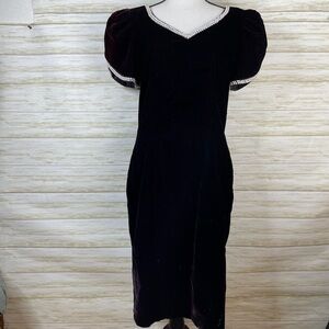 Vintage Lisa Michaels Black Purple Pearl Trimmed Puff Sleeve cocktail Dress